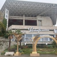 На Приморской набережной :: Виктор 