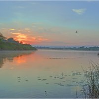 Июньский рассвет на Чепце :: Валентин Котляров Июньский рассвет на Чепце :: Валентин Котляров