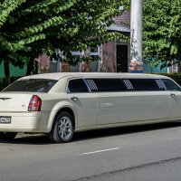 Не запорожец, но еще и не автобус :: Игорь Сикорский Не запорожец, но еще и не автобус :: Игорь Сикорский