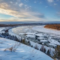 Шуга на реке. :: NikitinAleks 