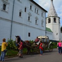 у стен кремля :: Галина R...