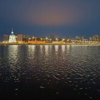 Отражение вечернего города :: Рустам Кашапов