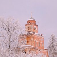 Надвратный храм с колокольней (1645 год) святых великомученицы Екатерины и мученицы Царицы Августы. :: Сергей Кочнев