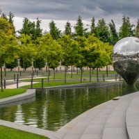 В парке Галицкого :: Игорь Сикорский