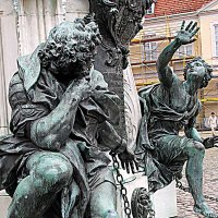 Фрагмент фонтана дворца Шарлоттенбург. :: Владимир Драгунский