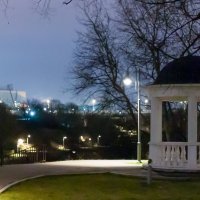 Городские контрасты :: Михаил К