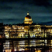 Ночной пейзаж :: Александр Тихомиров