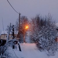 Вечер на улице города :: Сергей Кочнев