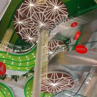 украшение торгового  центра :: Владимир иванов