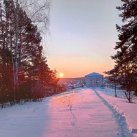 Восход :: Любовь Сахарова Восход :: Любовь Сахарова