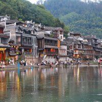 город у реки :: Andrey Bragin 