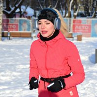 Красавицы бегут. :: Наталья Вязигина