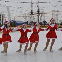 Новогоднее представление на коньках :: Татьяна Машошина Новогоднее представление на коньках :: Татьяна Машошина