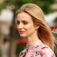 Уличный портрет :: Владимир59 