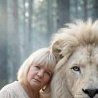 Белый лев :: Юрий Глушков