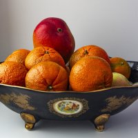 Большие мандарины. :: Петр Беляков