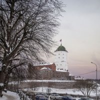 Выборгский замок  (1293 г.) и башня Св.Олова. :: Bosanat 