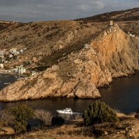 Балаклавская бухта. :: Сергей Воротников