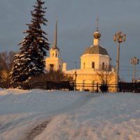 Храм в лучах заката :: Olga Oskolkova