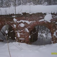 Заброшенная часть,  рядом с южным флигелем :: fogmeadowww m