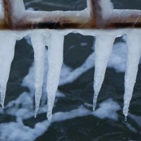 Ледяные сталактиты :: Рита Симонова