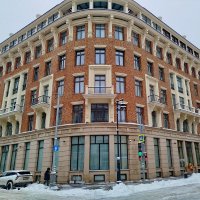 Жилой дом на два переулка :: Александр Чеботарь Жилой дом на два переулка :: Александр Чеботарь