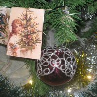 Флажки и шарик кружевной :: Дмитрий Никитин