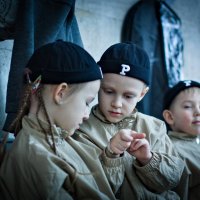 секретики все у них какие то... :: Артём Евтюхов