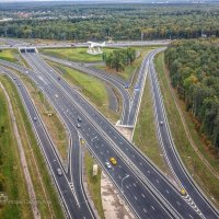 Памятник самолёту Ту-104 во Внуково :: Игорь Сарапулов Памятник самолёту Ту-104 во Внуково :: Игорь Сарапулов