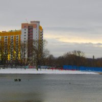 Дом у озера :: Валентин Семчишин