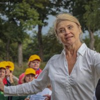 Как много девочек хороших... :: Sergey 