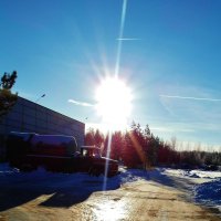 солнце  небо голубое авто :: Владимир 