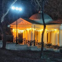 Ессентуки.в парке вечером :: Мариша 