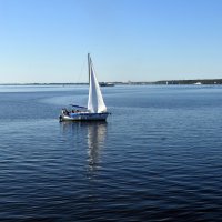 белеет парус одинокий... :: Константин Трапезников