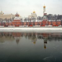 Кремлёвская набережная 14 января :: Михаил Бибичков