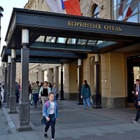 ПИТЕР, по Невскому пешком. :: Виктор Осипчук