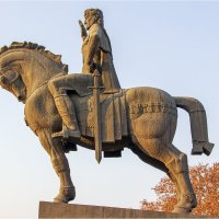 Памятник Вахтангу Горгасали :: Анастасия Северюхина