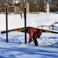 Уборка на спортплощадке :: Юрий Гайворонскiий