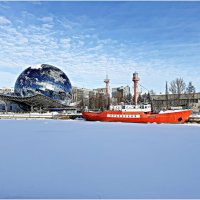 Вчера. Калининград. Визитная карточка города Музей Мирового океана. Экспозиционный корпус. :: Валерия Комова Вчера. Калининград. Визитная карточка города Музей Мирового океана. Экспозиционный корпус. :: Валерия Комова