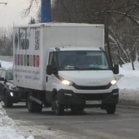 Белый фургон "Ивеко" :: Дмитрий Никитин