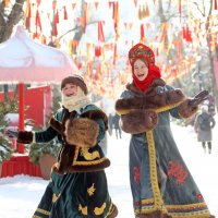 Масленица н Тверском бульваре 18 февраля :: Михаил Бибичков