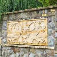 Монастырская стена :: Татьяна Лютаева