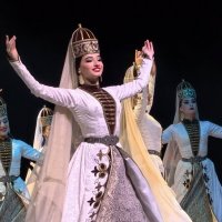 Танец Кабардинки :: Мариша 