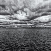 Суровый Петербургский май :: Евгений Суровый Петербургский май :: Евгений