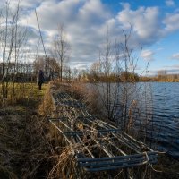 У ограды... :: Николай Гирш У ограды... :: Николай Гирш