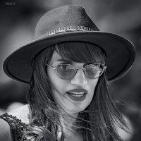 In the hat :: Shmual & Vika Retro