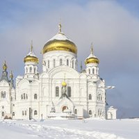 Крестовоздвиженский собор :: Галина Новинская