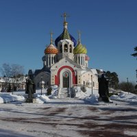 Храм Игоря Черниговского в Переделкине :: Ninell Nikitina Храм Игоря Черниговского в Переделкине :: Ninell Nikitina