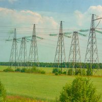Силуэты ЛЭП на фоне летнего неба :: fogmeadowww m