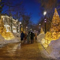 "Синий час на Рождественском бульваре"© :: Владимир Макаров